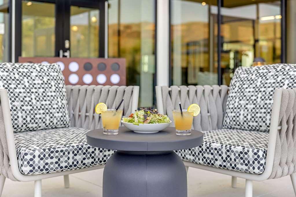 Cambria Hotel Burbank Airport Facilities photo