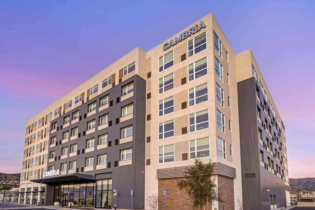 Cambria Hotel Burbank Airport Exterior photo