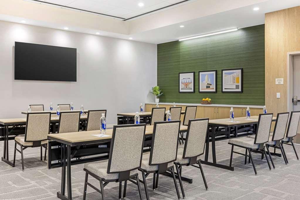 Cambria Hotel Burbank Airport Facilities photo